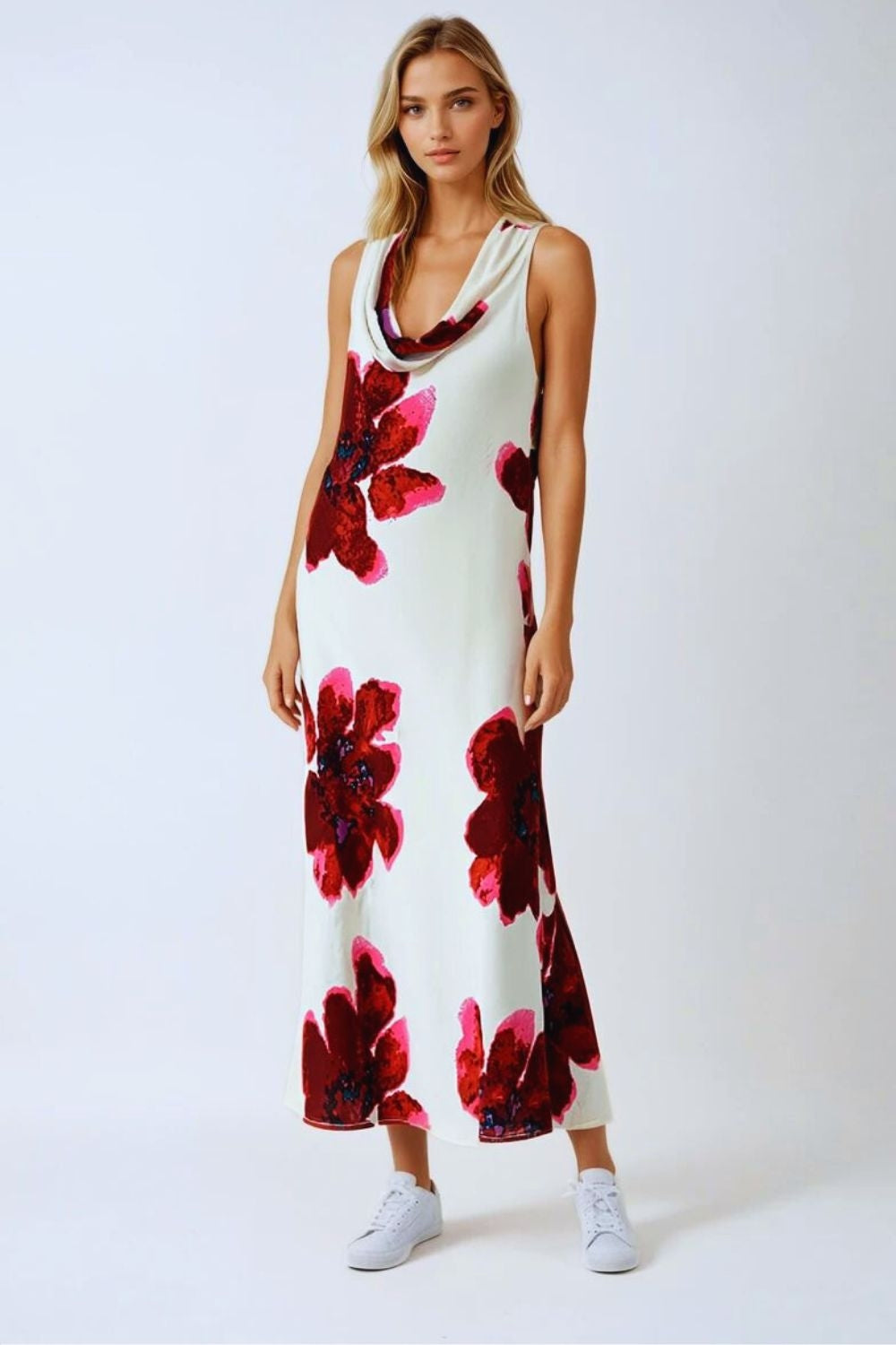 Vestido maxi sem mangas esvoaçante com estampado floral